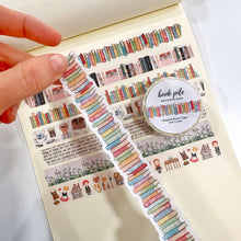 Lade das Bild in den Galerie-Viewer, Book Pile - SHAPED Washi Tape
